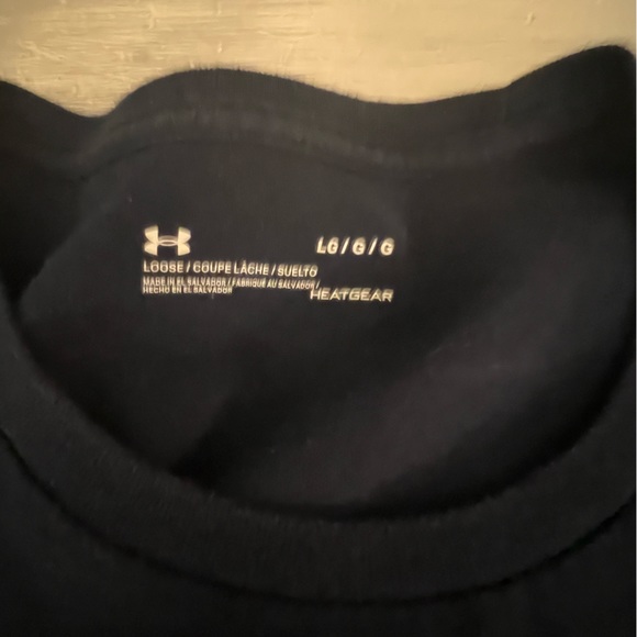 Mens Under Armour tee - Picture 3 of 3